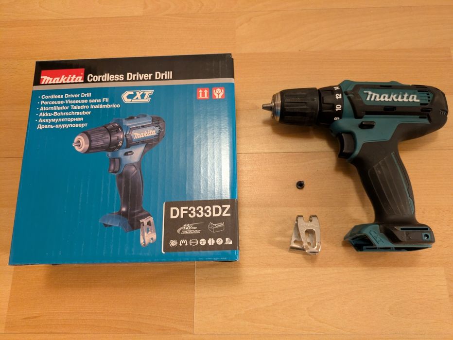 Mașină înșurubat și găurit(bormașină)Makita DF333D 12V fara acumulator