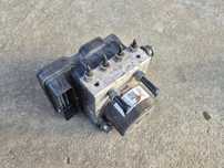 Pompa modul ABS PEUGEOT 308 / CITROEN C4  cod 9810286680 fabr. 2014 ---