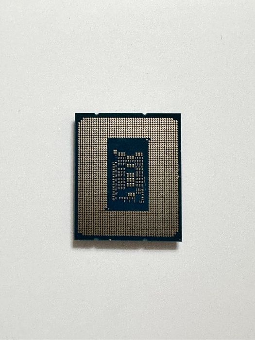 Продам процессор Intel Core i3-12100f