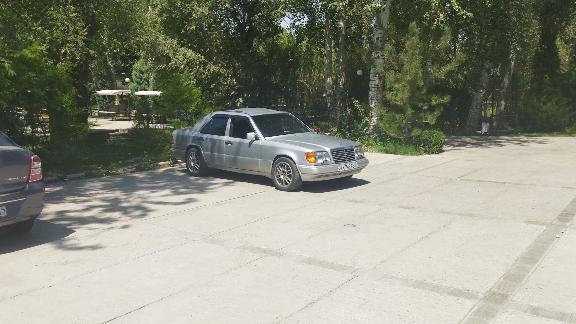 Мерседес w124 e320