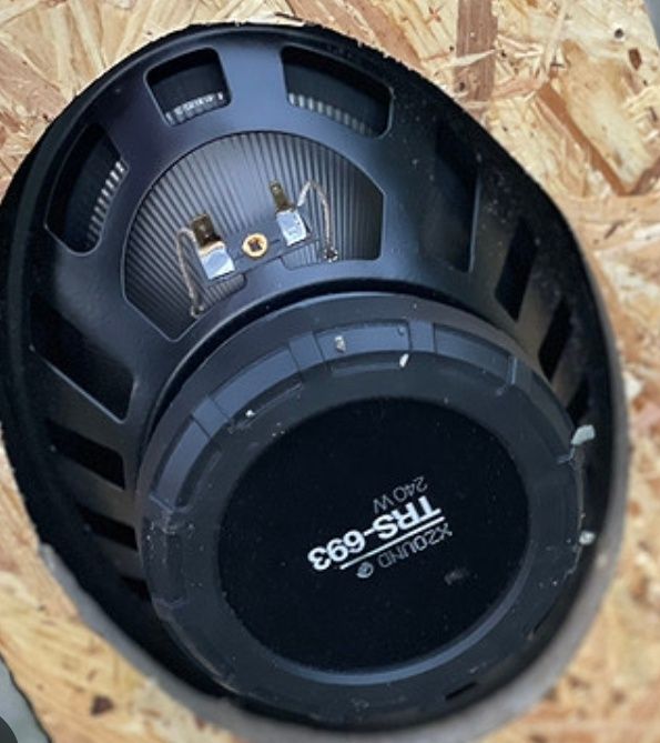 Set boxe 240W.- 3 căi. ( 480W.)