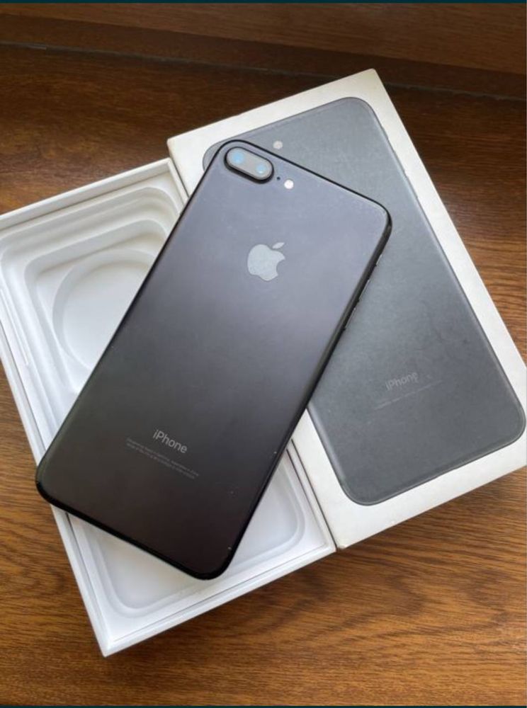 Iphone 7 plus qora