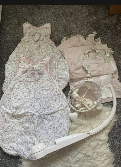 Музикална въртележка Mamas & Papas за кошара / легло