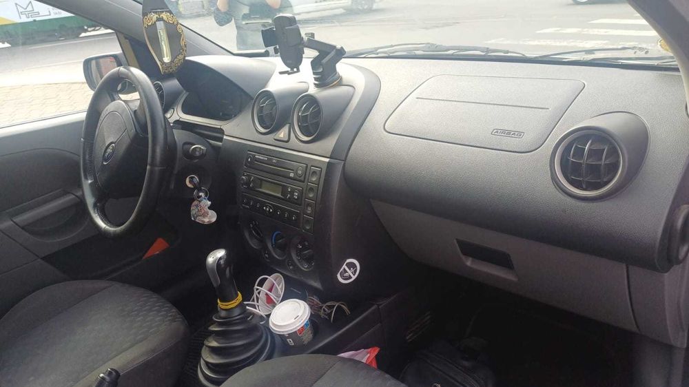 Urgent vand ford fiesta