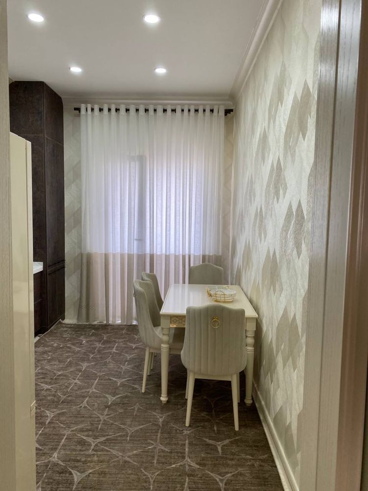 Продается 4* квартира с ремонтом с шикарным видом на город и на речку