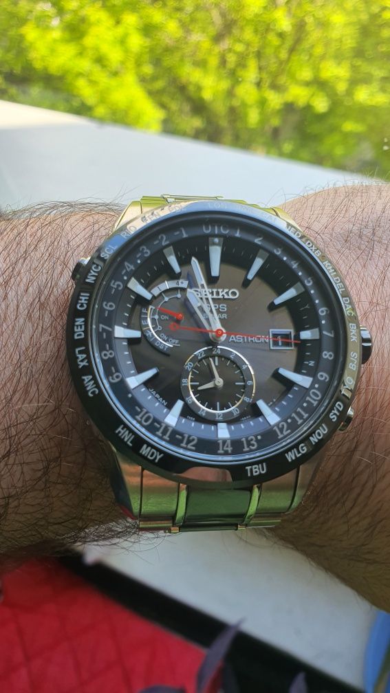 Seiko Astron GPS solar titanium ceramics sappire 47 mm