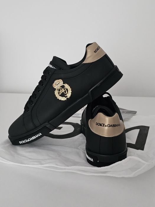 Adidași negri unisex