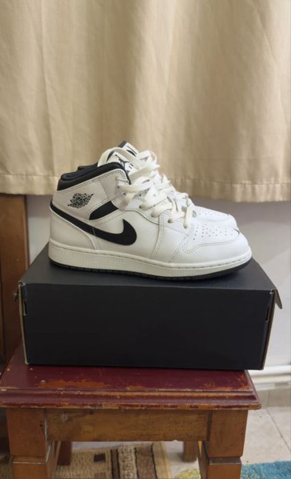 vand jordan 1 mid