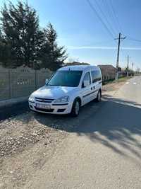 Vând Opel Combo 2011