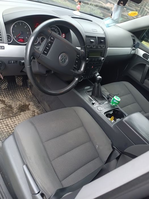 Touareg V6 3.0 Manual cu suspensie pe arc