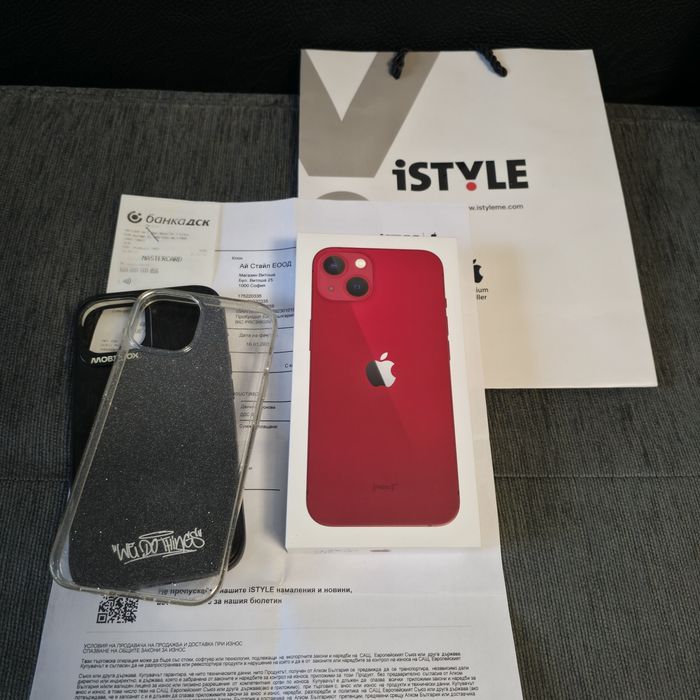 КАТО НОВ 256GB iPhone 13 iStyle Гаранция 2024г. Red / Червен