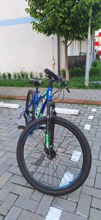 Bicicletă MTB 27.5
