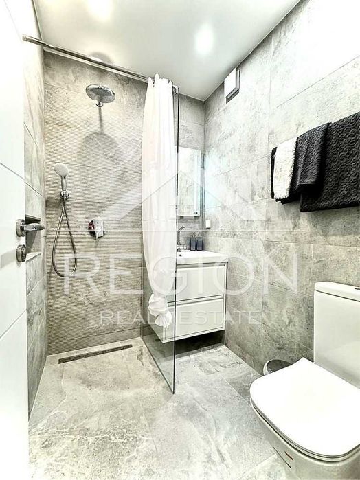 Дава се под наем Четиристаен апартамент в Варна, Левски - 120 кв.м за 969 € - Снимка #7