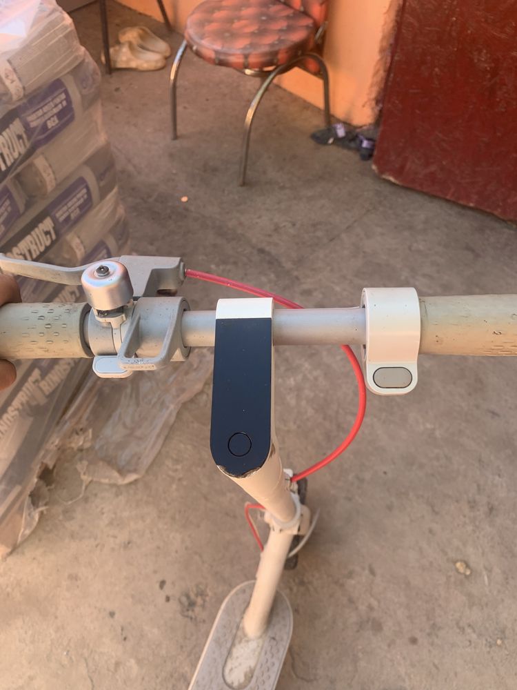 Vand xiaomi lite 3 fara incarcator