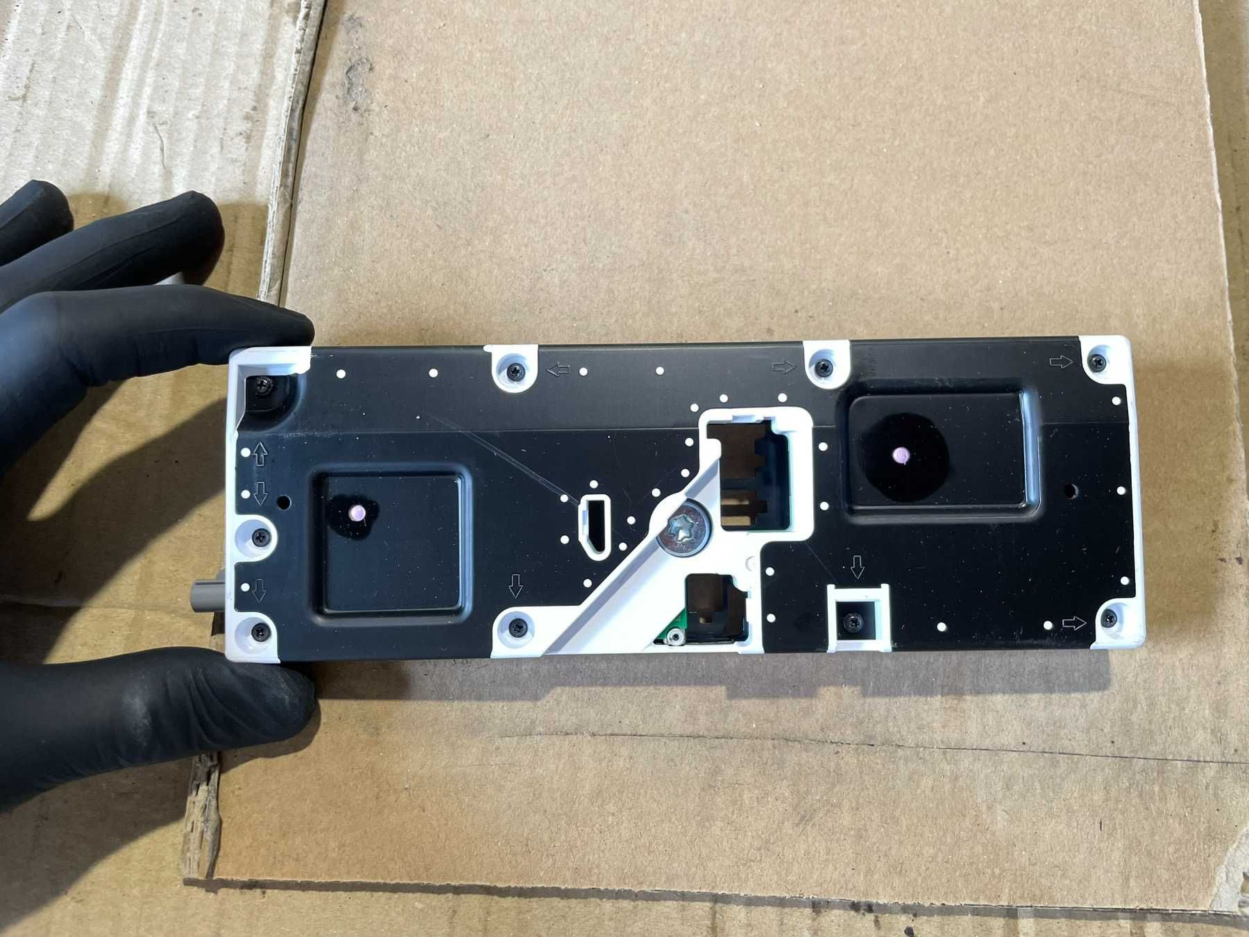 Комуникационен Модул Трансивър Усилвател 1EA035741C VW ID.3 E11 pro