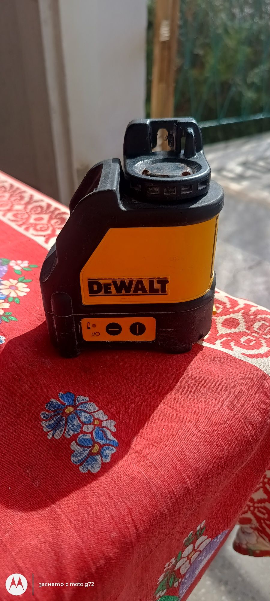 Лазерен нивелир dewalt