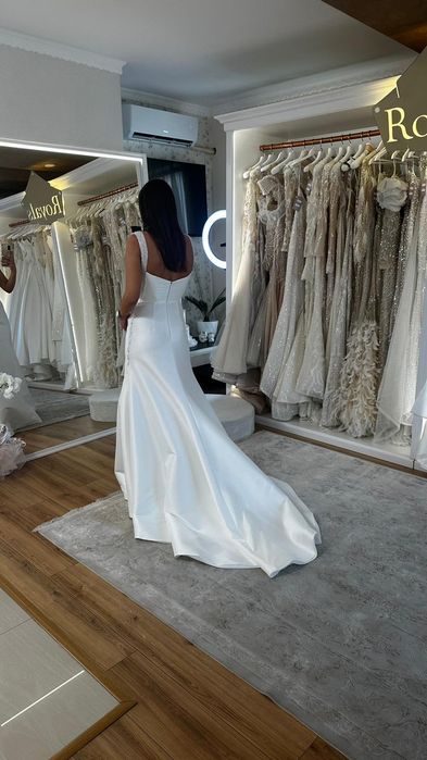 Vând rochie de mireasa by Royaldi Dresses