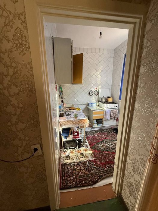 Чилонзор-6кв 2/3/4/Хоналари Алохида Срочно Сотилади Ориентир Метро