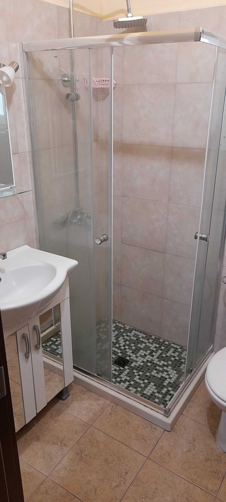 Продава се Тристаен апартамент в Варна, Колхозен пазар - 61 кв.м за 1968 €/кв.м - Снимка #4