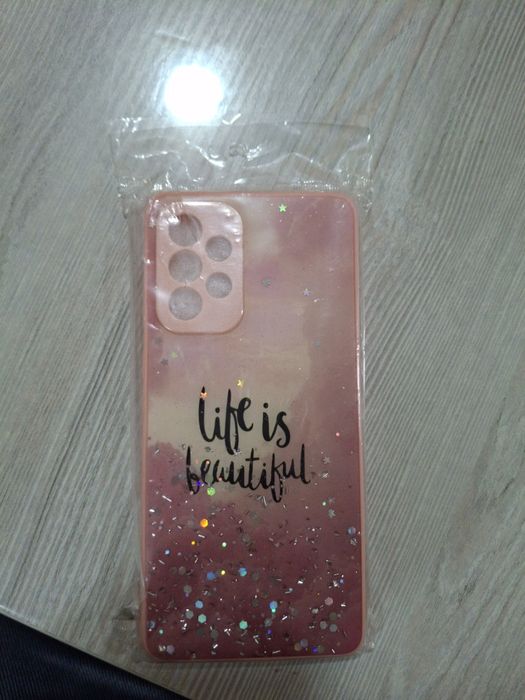 Продаю чехол на Samsung a 73