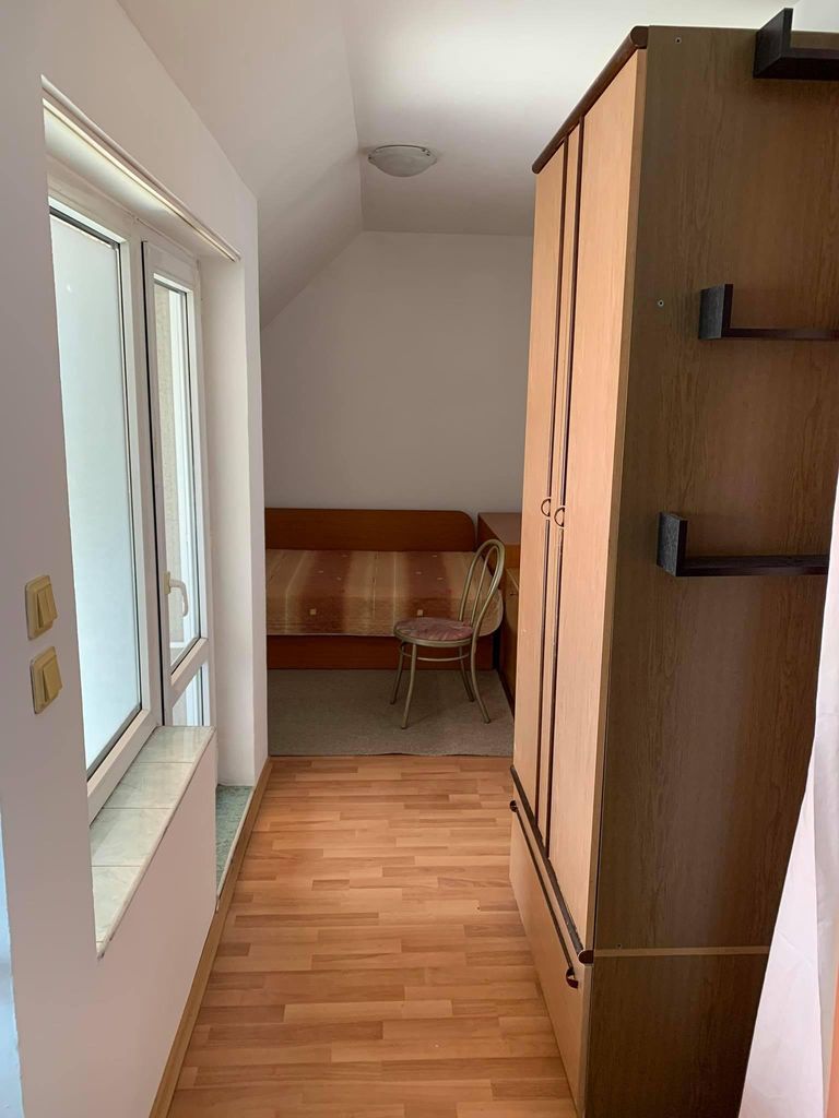 Дава се под наем Едностаен апартамент в Бургас, Лазур - 50 кв.м за 280.5 € - Снимка #2
