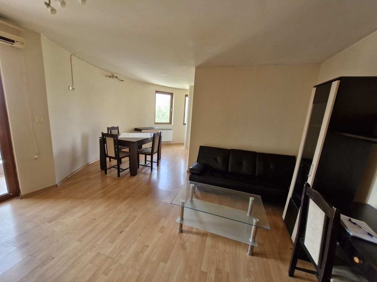 Продава се Четиристаен апартамент в Плевен, Дружба 2 - 131 кв.м за 1060 €/кв.м - Снимка #3