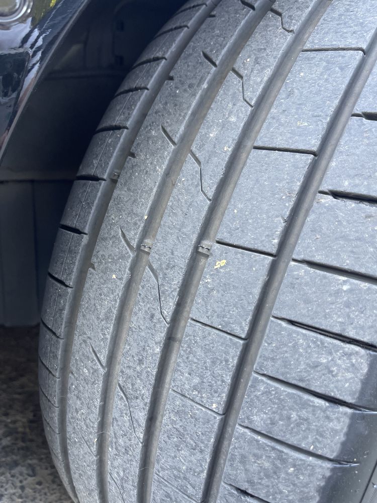 Продам диски с шинами Kia K7 R19