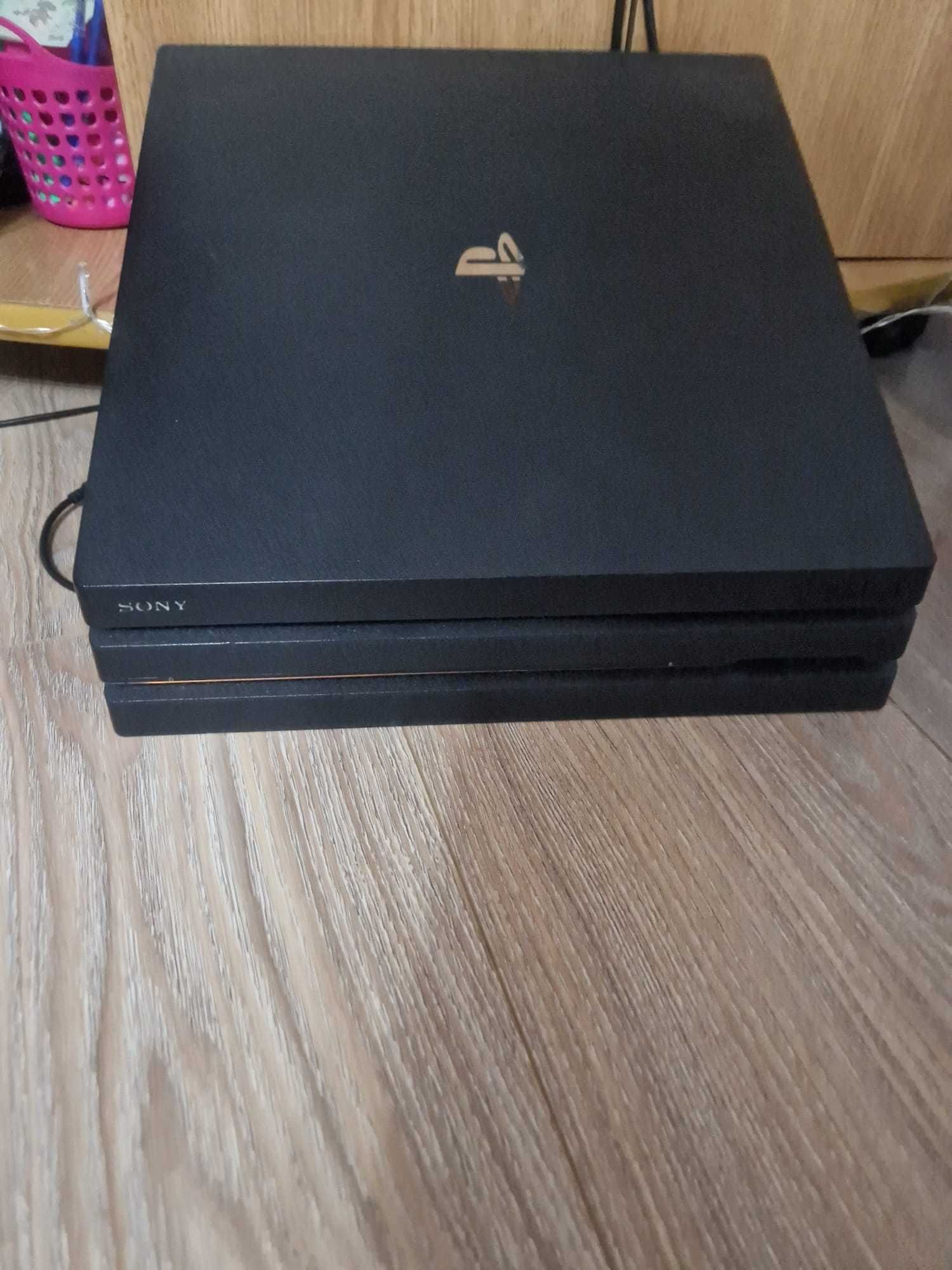 Vand PS4 cu 2 console si jocurile din poza.