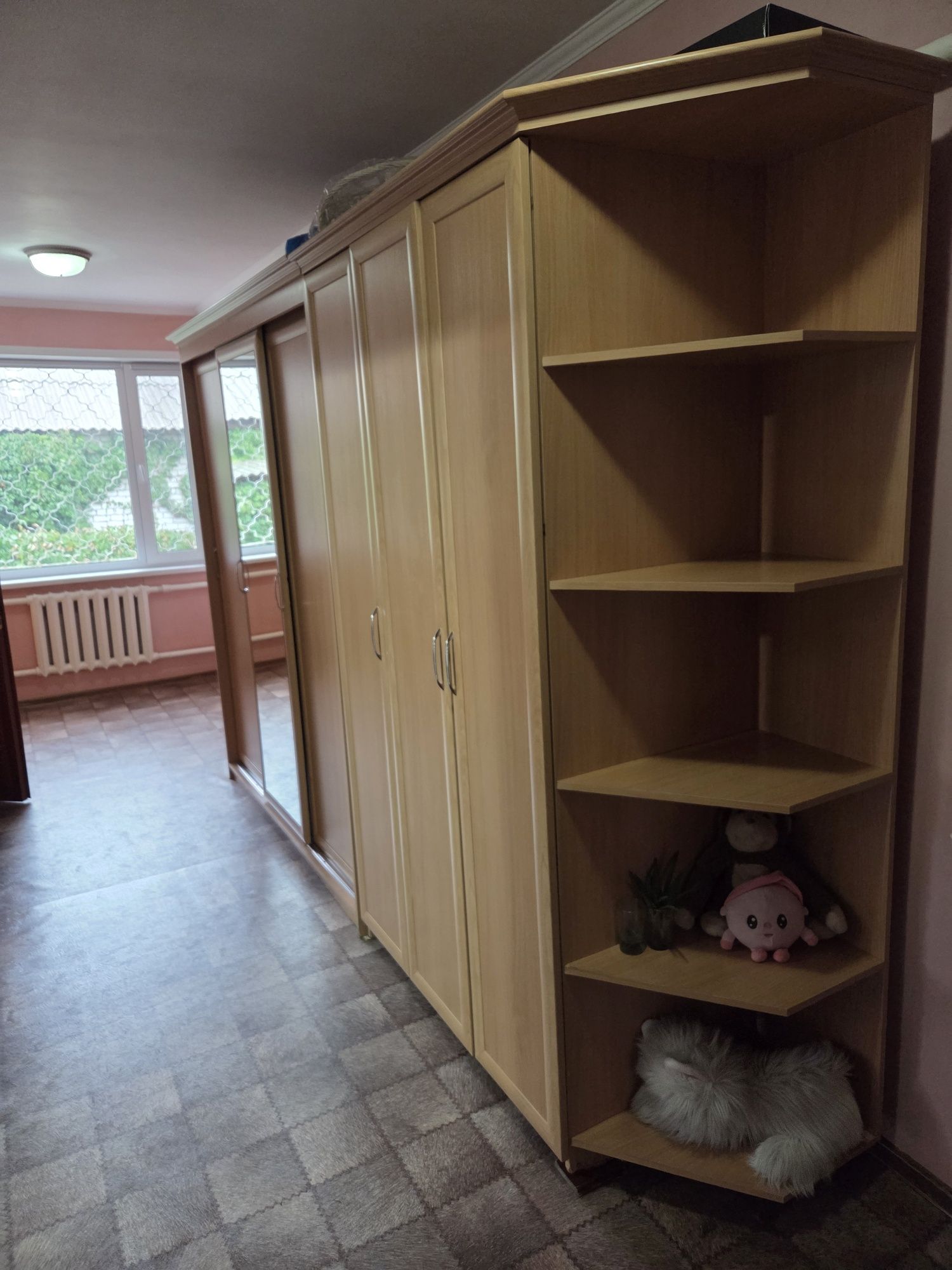 Шкаф для прихожей