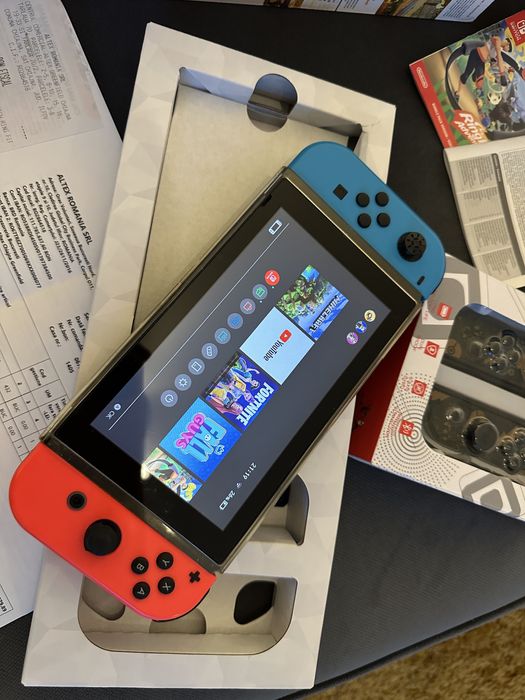 Consola Nintendo Switch pachet complet garantie
