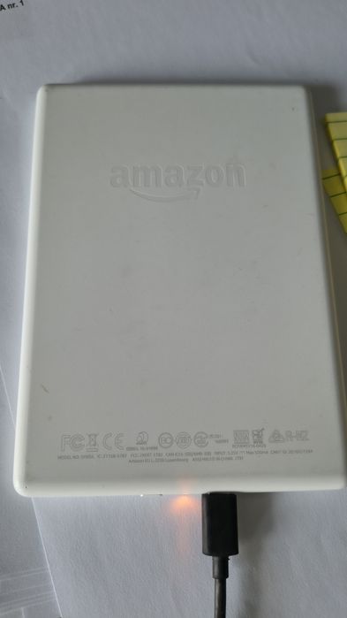 Kindle (A 8-a Generație) - Alb - Stare Excelentă!