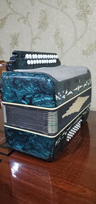 Продаётся Баян ...