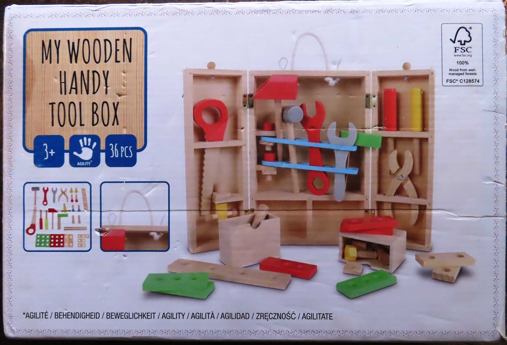 7 jucării diverse, din lemn, de îndemînare şi creativitate