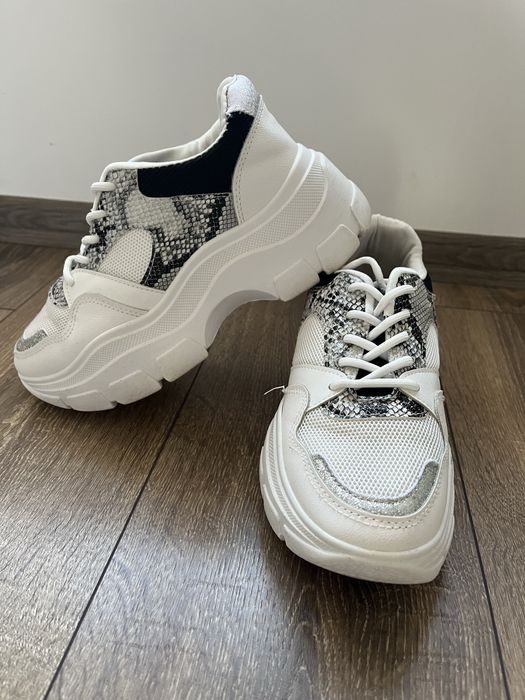 Маратонки 38 номер