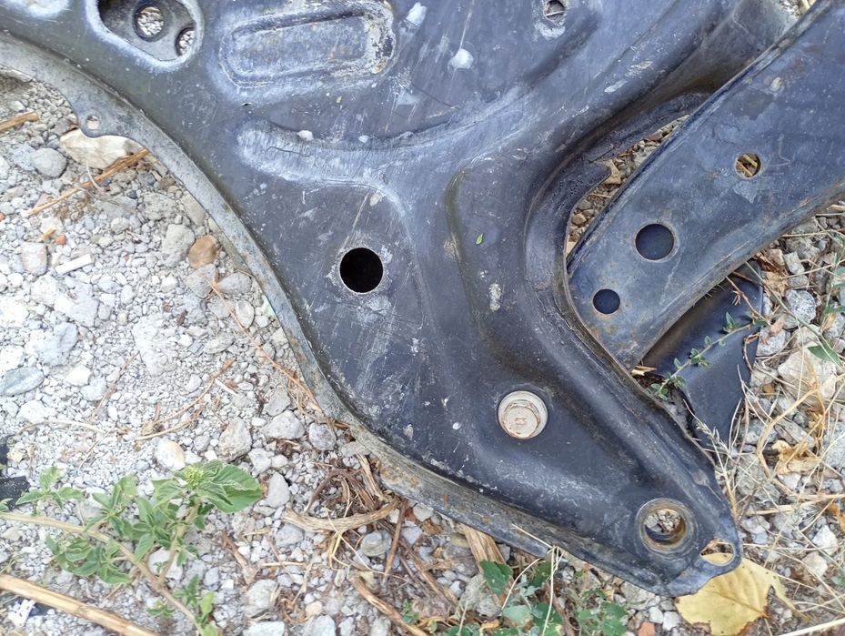 Преден мост,рейка за Toyota Rav 4 2004г