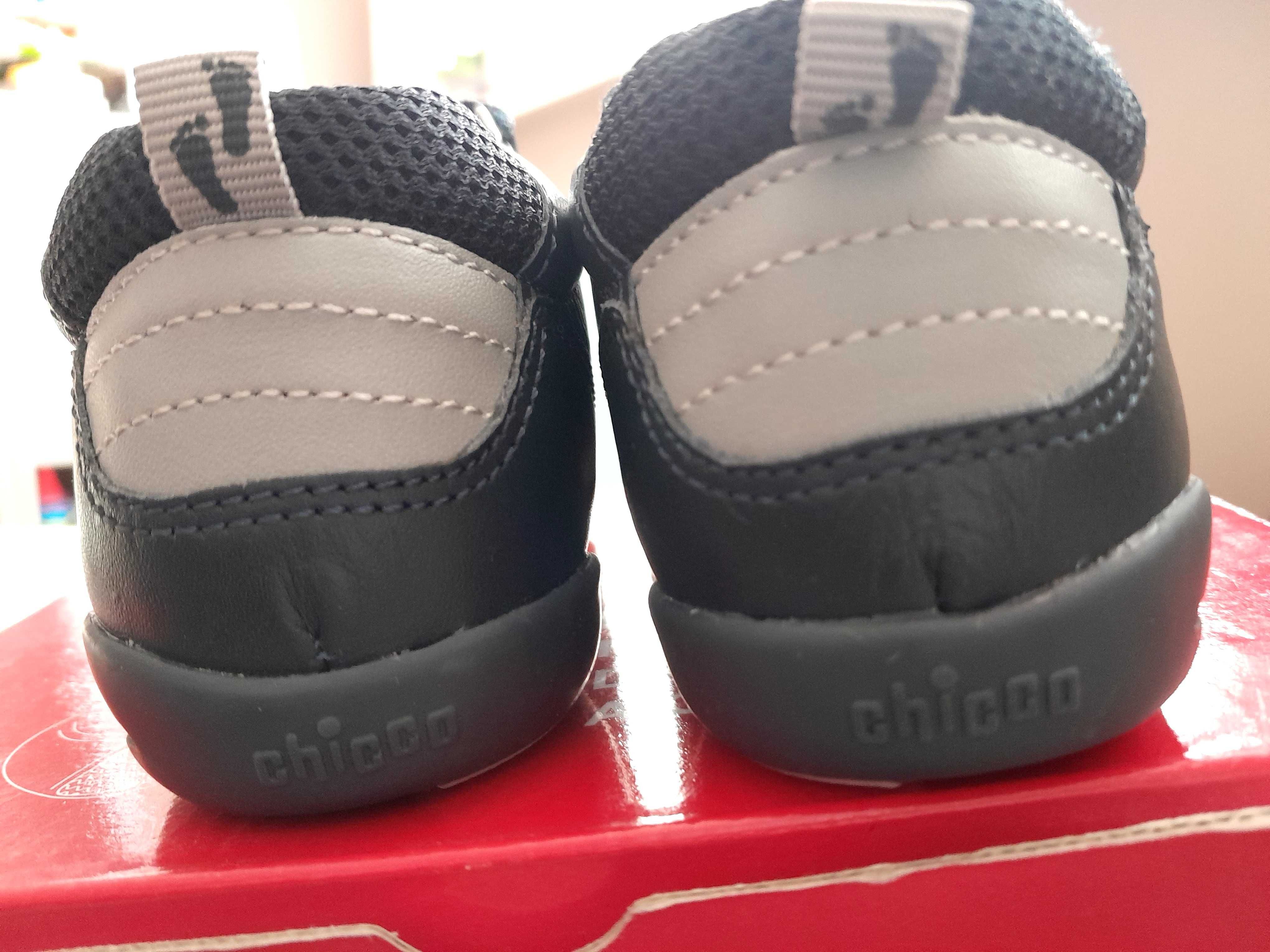 Чисто нови Бебешки обувки Chicco