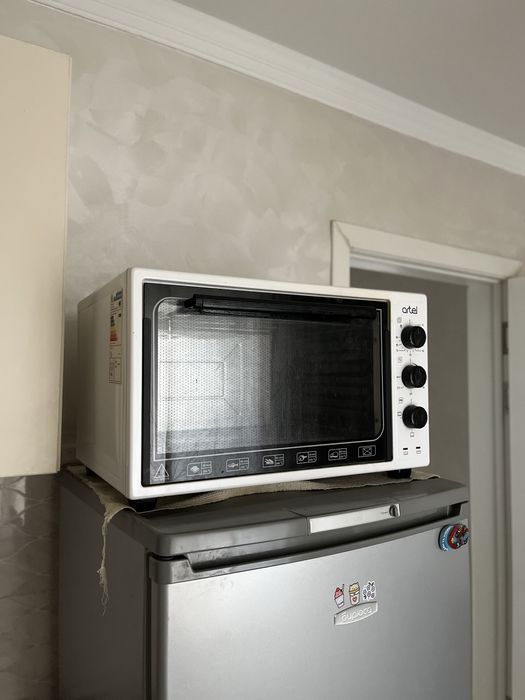 Духовка большая белая