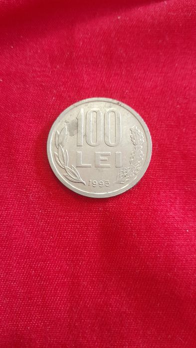 Vând monede ..aștept oferte..