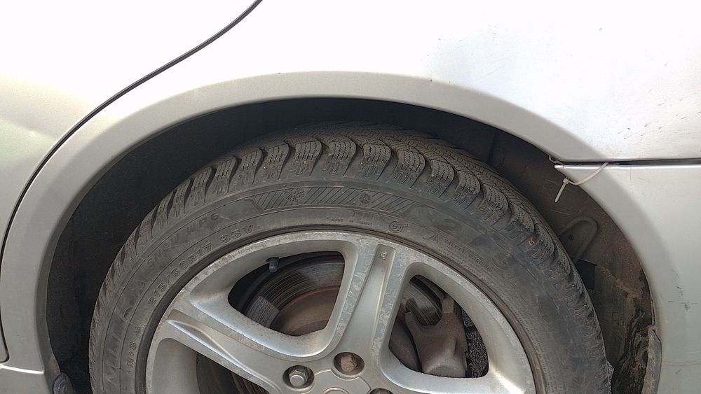 Lexus IS200 2.0 155 к.с.