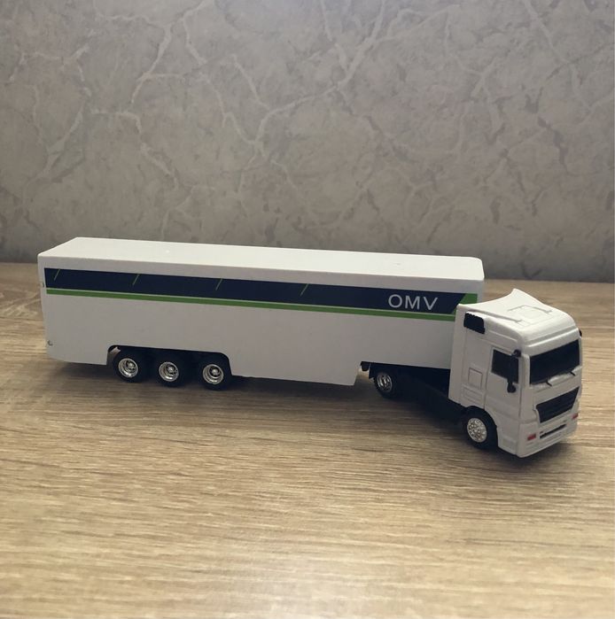 Бартер Камиончета OMV размер 1/87 (3 броя)