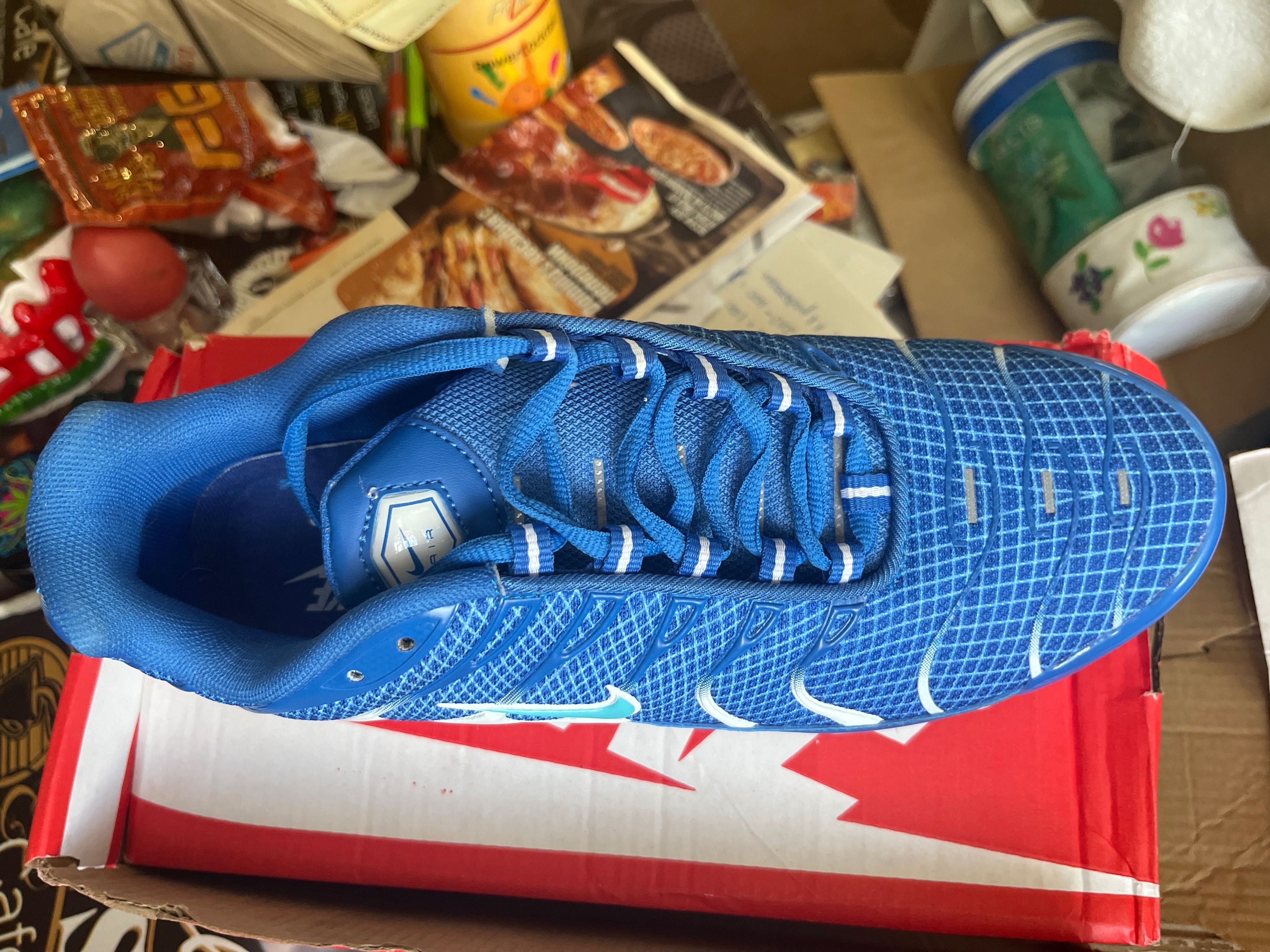 Маратонки Nike air max plus нови 220лв