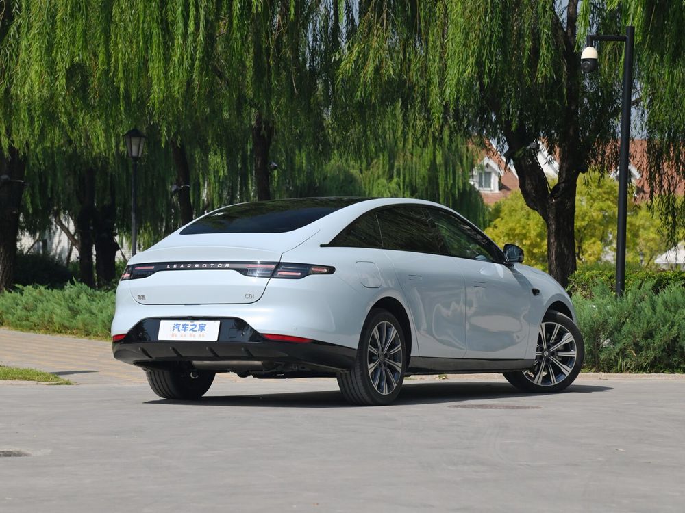 Янги leap motor c01