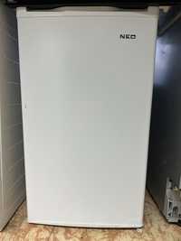 Хладилник с камера NEO