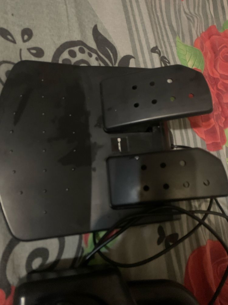 Продавам волан за PS3