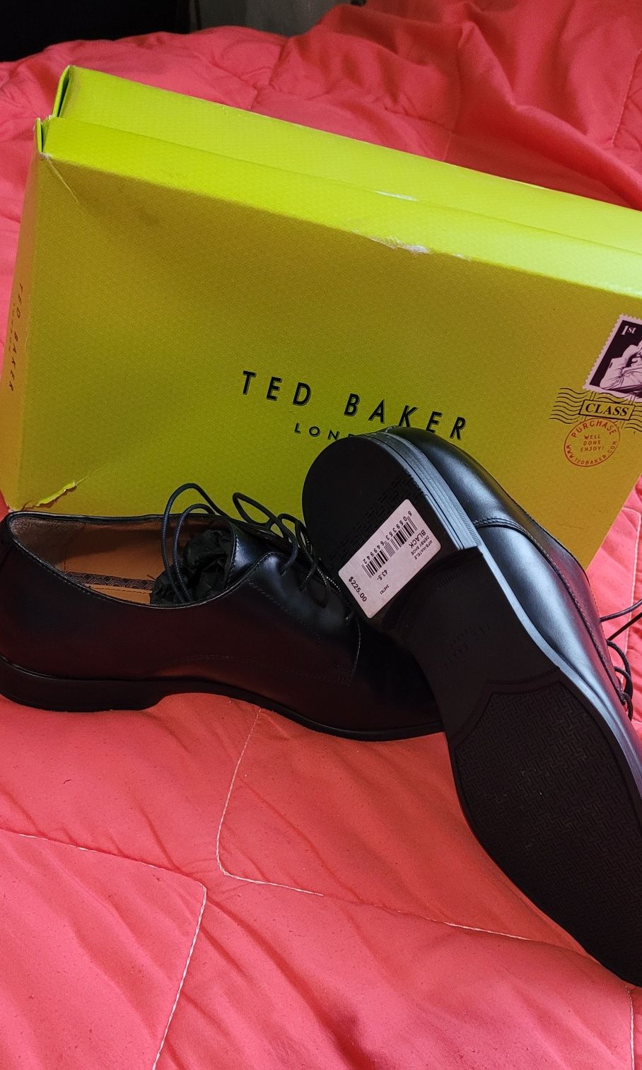 Vând pantofi Ted Baker London noi!