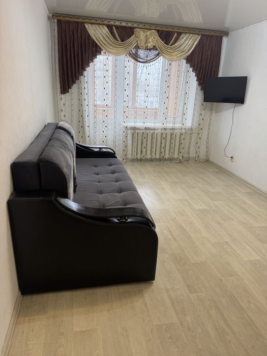 Сдам 2-х комнотную на длительный срок