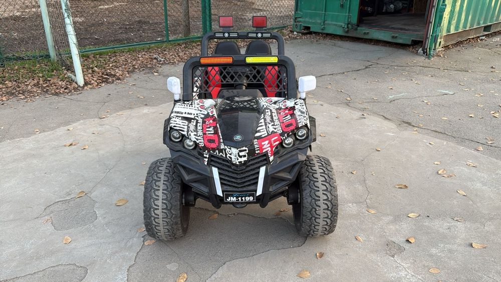 Продам машинку б/у