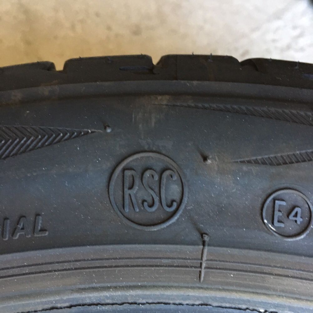 225/45/19 BRIDGESTONE Run Flat DOT3217 2бр. 6мм