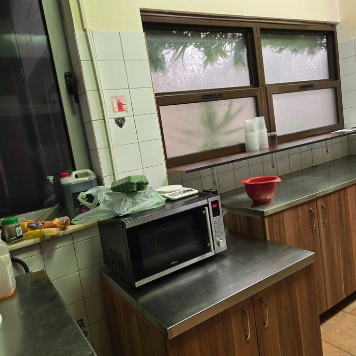 Продавам работещ бизнес