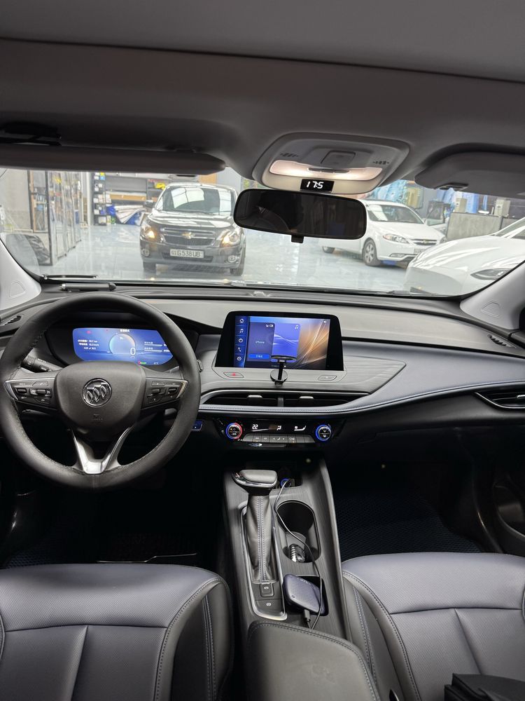 Buick velite 6 Restayling 450 km  elektr holati ideal saka diska R19
